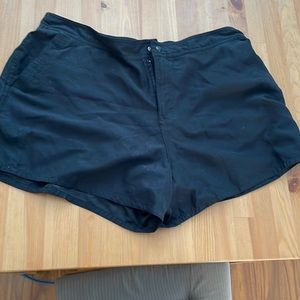 Black swim trunks, size: 14